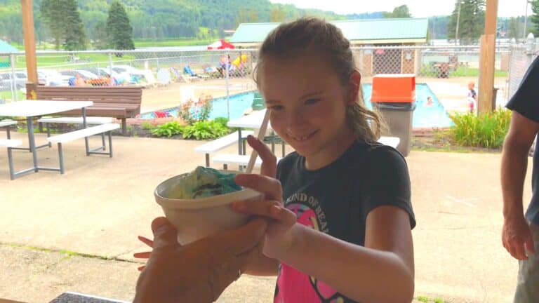 Ice Cream Shop Girl Getting An Ice Cream 2023 (1)